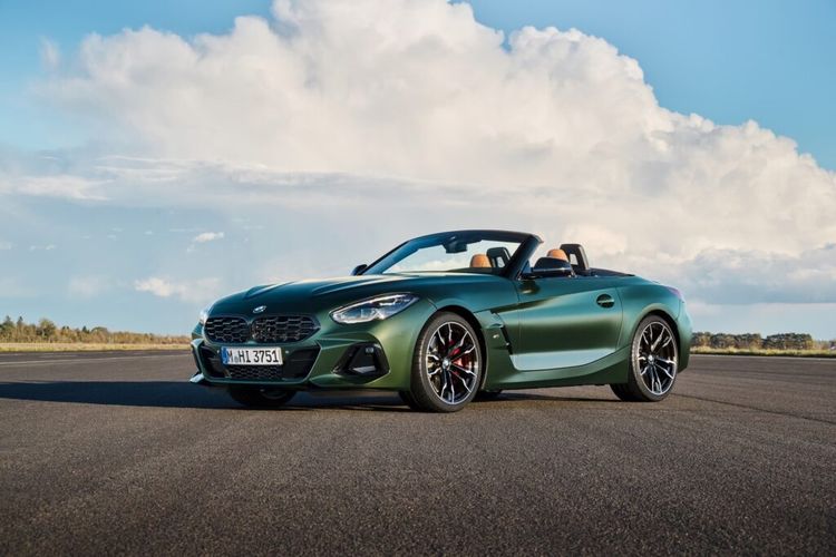 BMW Z4 2025 ra mắt, bổ sung tùy chọn hộp số sàn